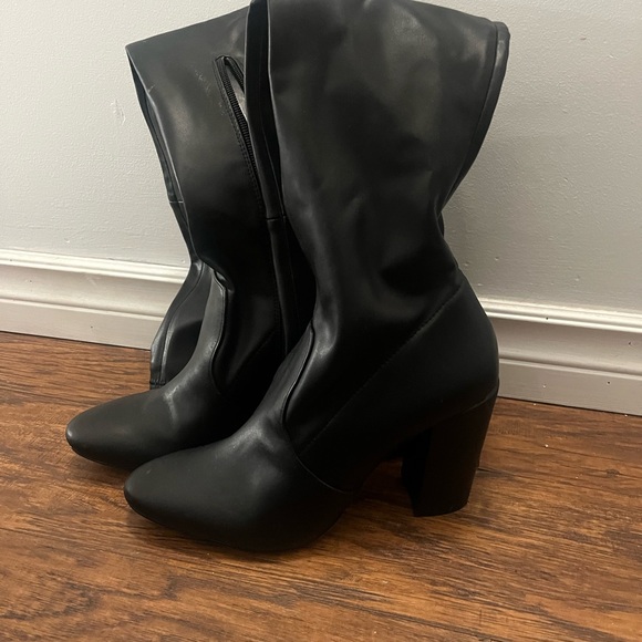 SOLD - Picture 2 of 5